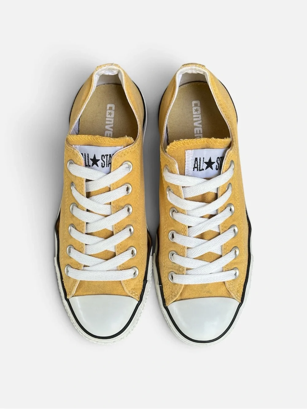 Converse Chuck Taylor All Star Low Top Sneakers in Fresh Yellow (Size W9/M7)